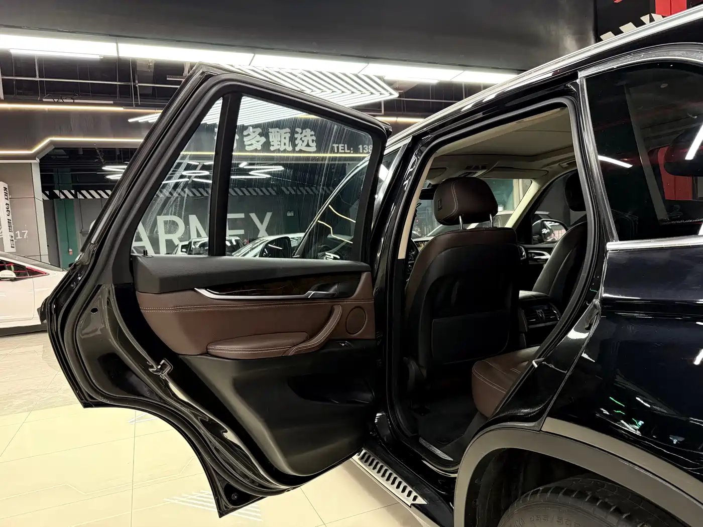 BMW X5 (Import) 2015 Model xDrive35i China Limited Edition фото 19