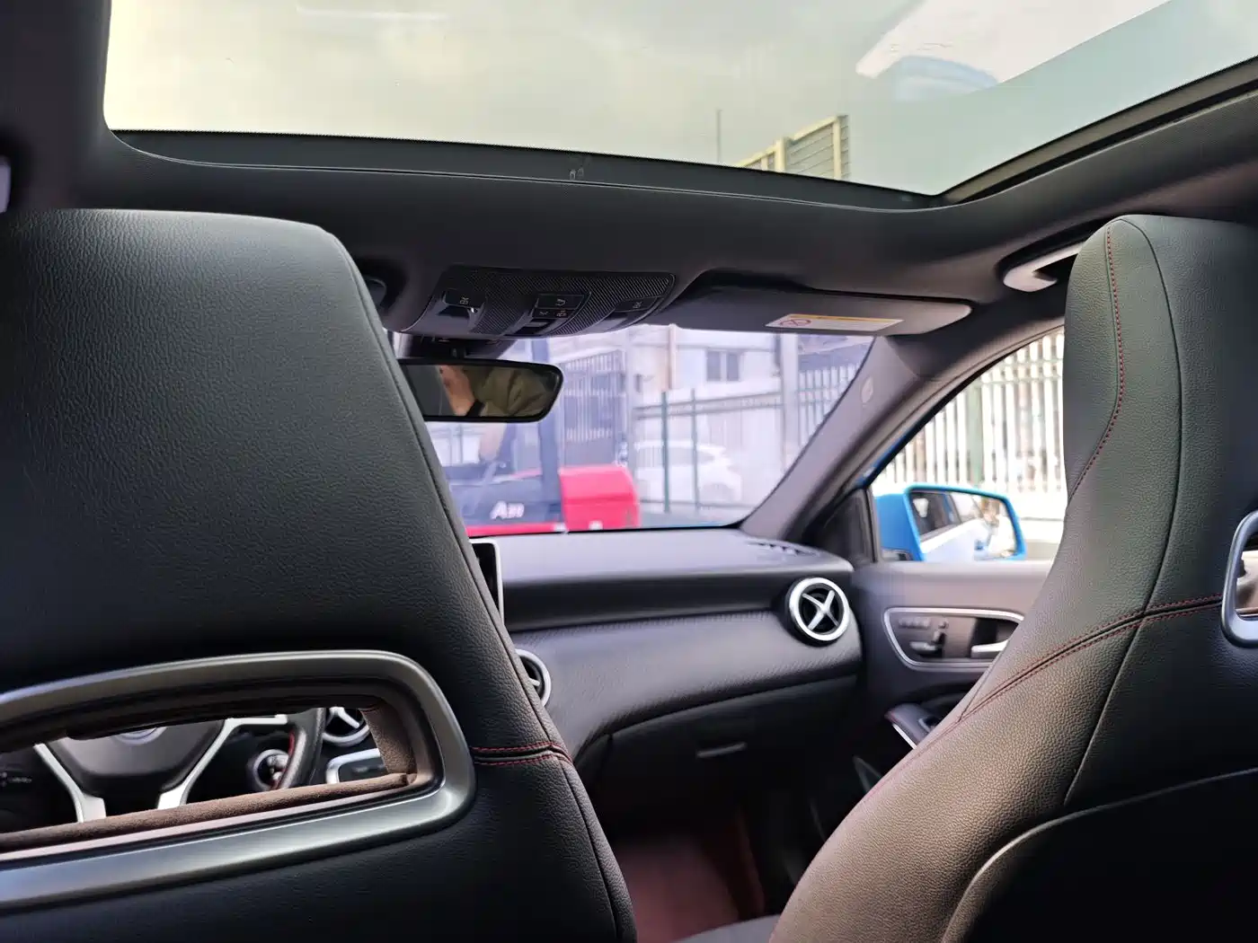 Mercedes-Benz A-Class (Import) 2015 A 200 Sport фото 12