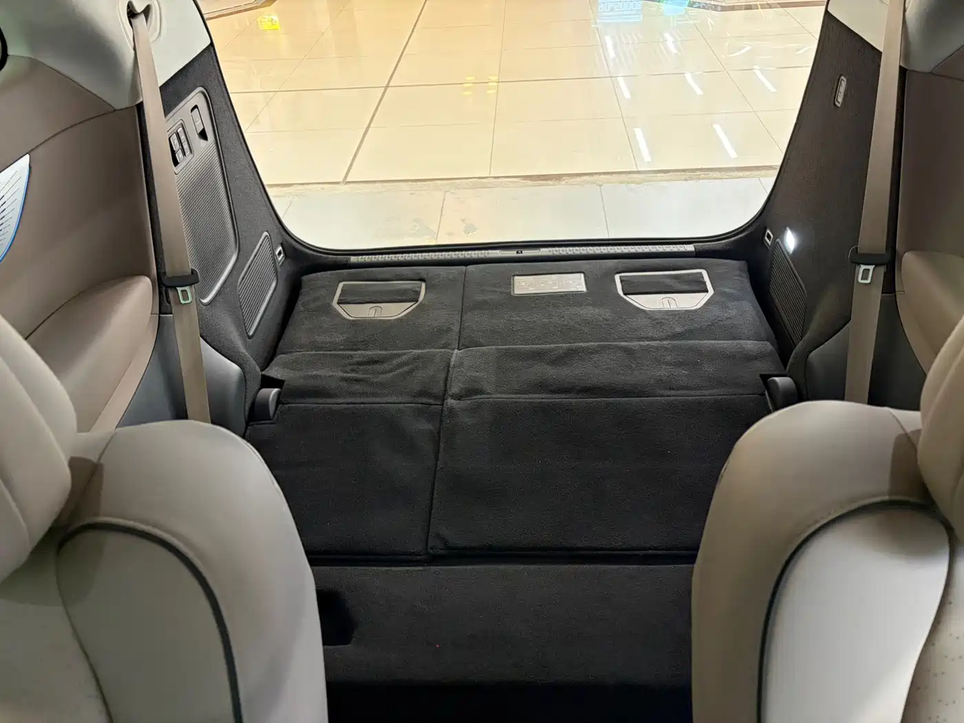 XPeng X9 2025 2026 Model Extended Range 1602 UltraSE