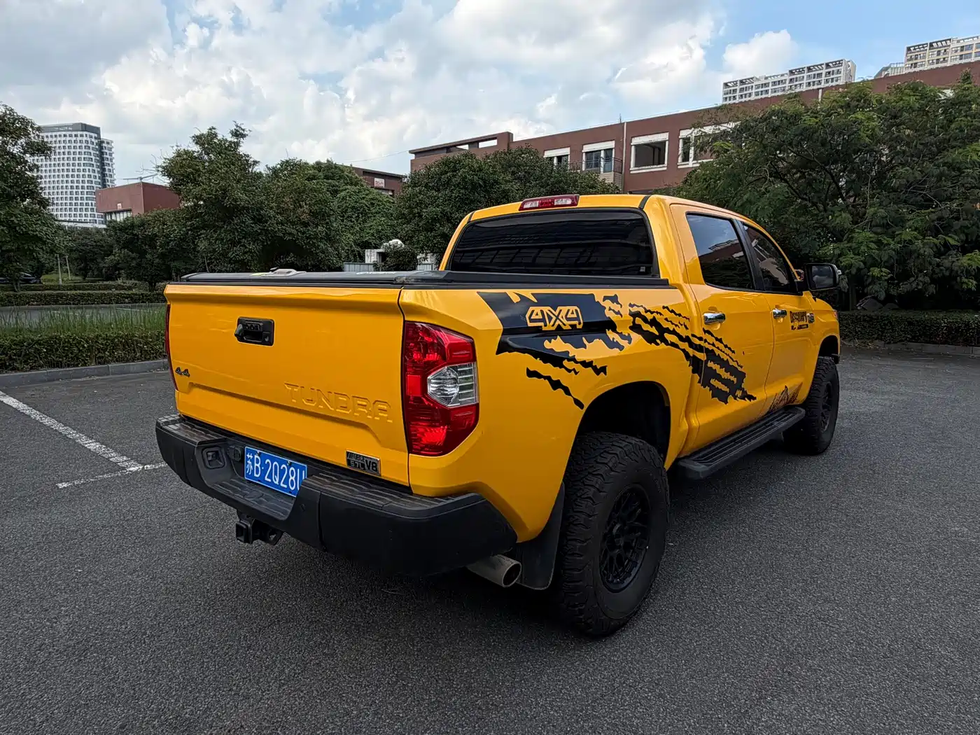 Toyota Tundra 2014 2014 5.7L 1794 Edition