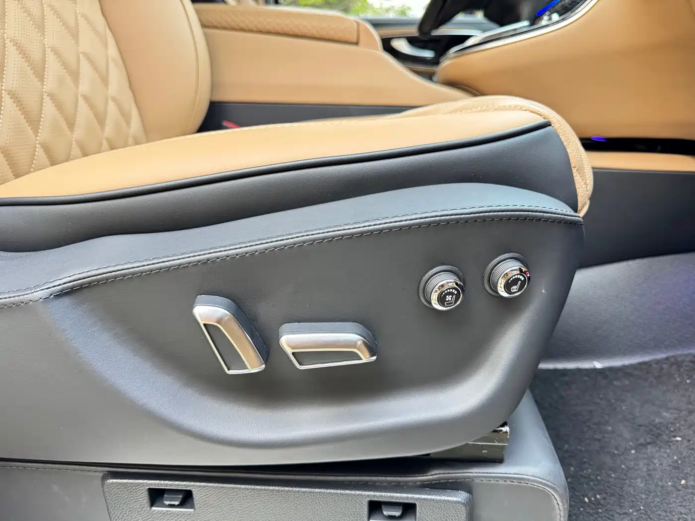 Mercedes-Benz Vito 2018 2.0T Elite Edition 7-seater China VI фото 31