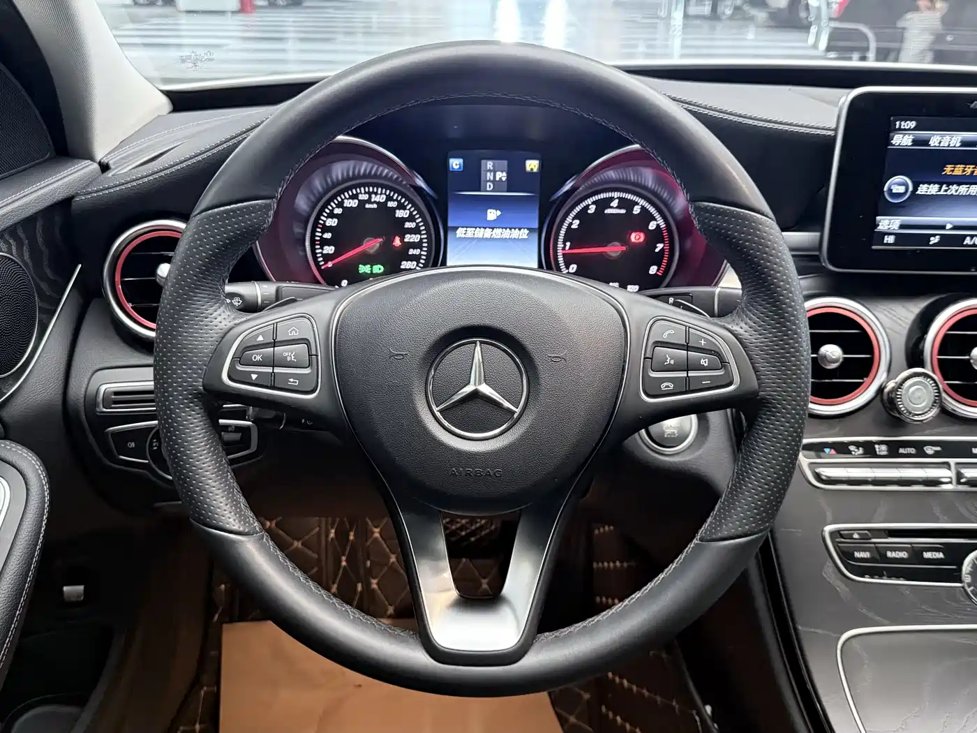 Mercedes-Benz C-Class 2017 C 200 L Sport фото 10