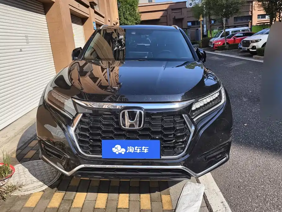 Фото 2 - Honda UR-V