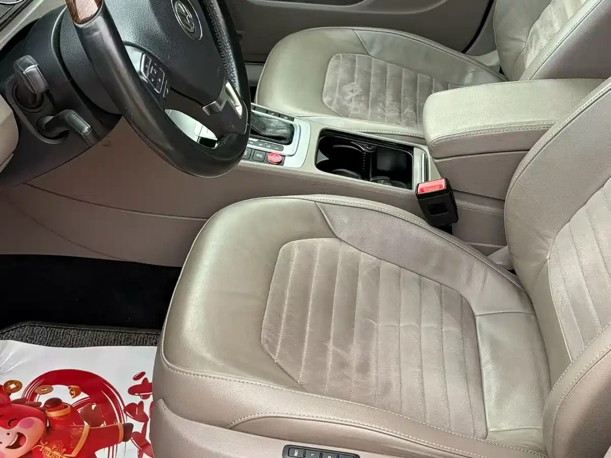 Volkswagen Magotan 2015 2.0TSI Premium фото 8