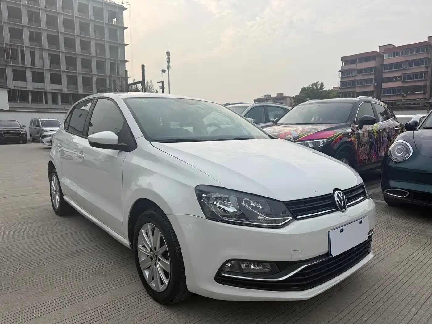 Volkswagen Polo 2014 1.6L Automatic Comfort Edition фото 3