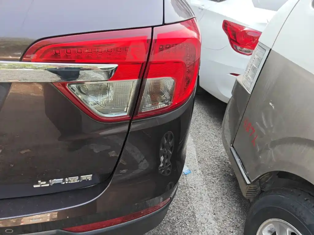 Фото 8 - Buick Envision Plus