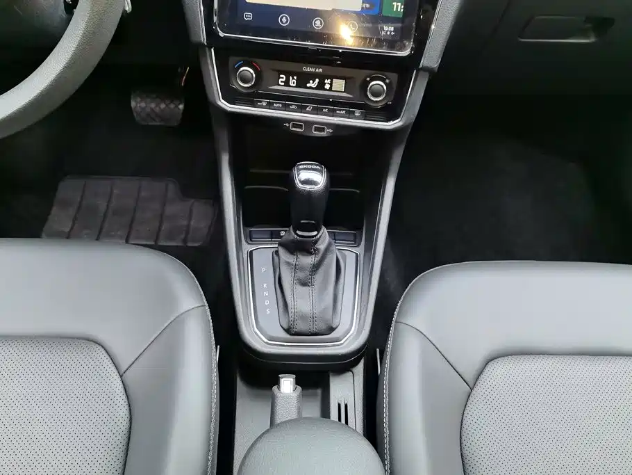 Фото 16 - Škoda Rapid