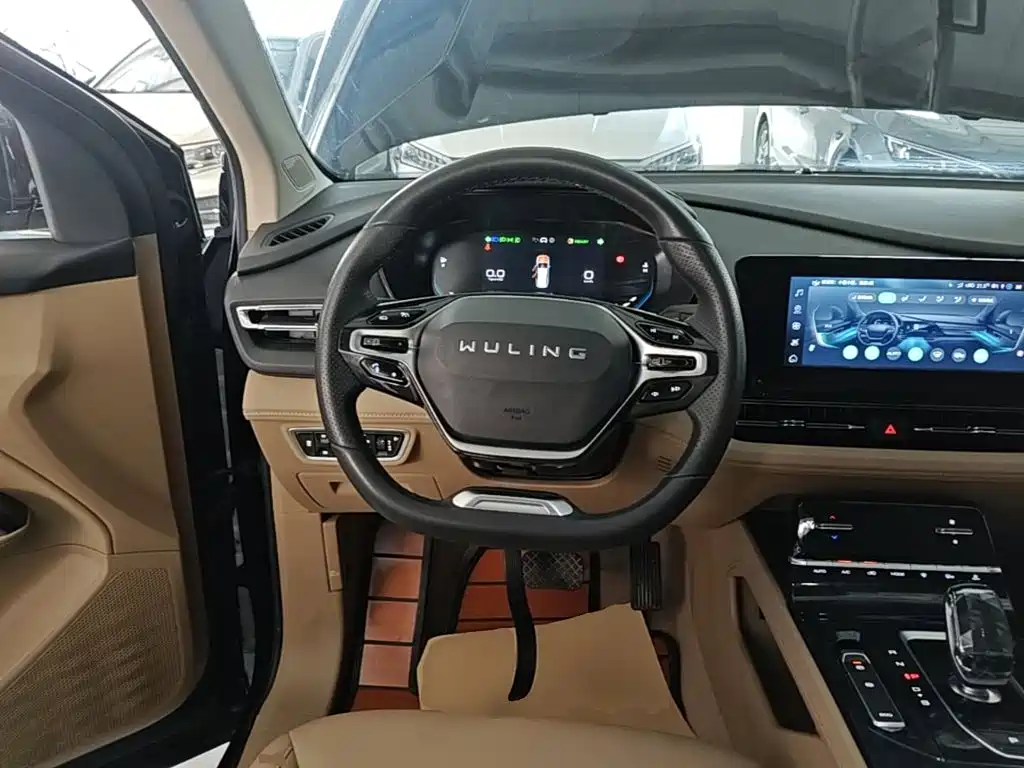 Wuling Motors Wuling Victory 2023 2023 2.0L DHT Luxury Edition