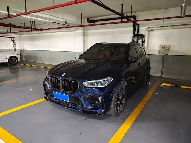 BMW X5M