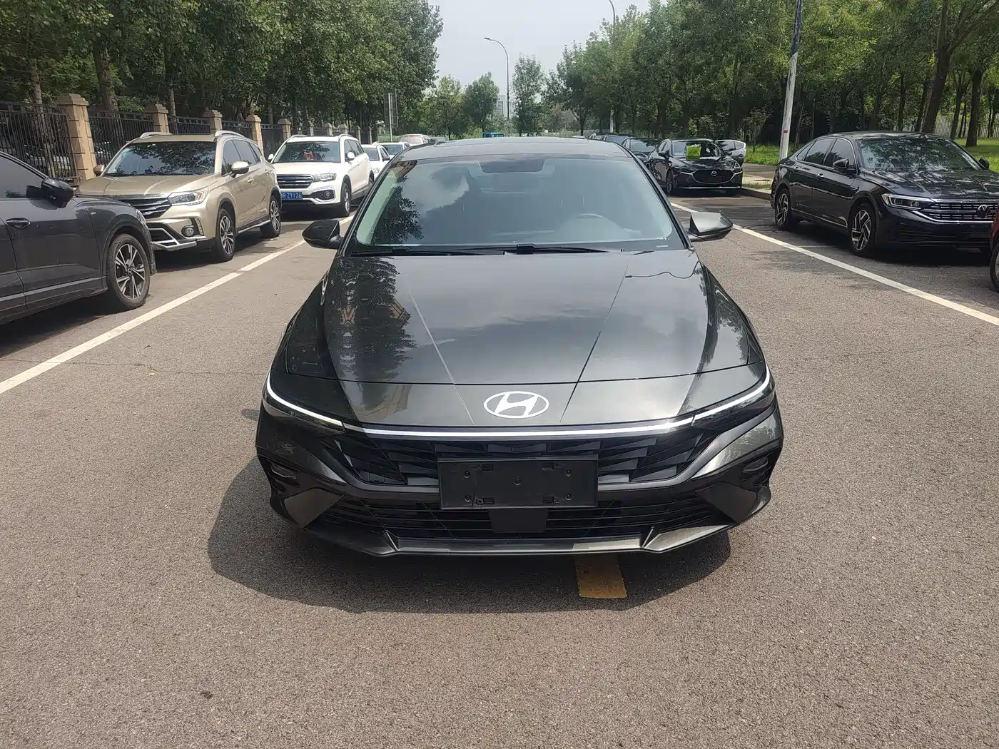 Hyundai Elantra 2023 1.5L CVT GLX Elite Edition