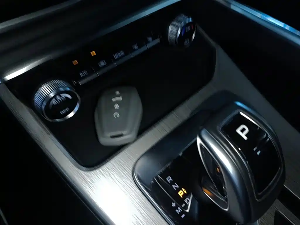 Geely Binyue 2019 2019 Sport 260T DCT Battle China V