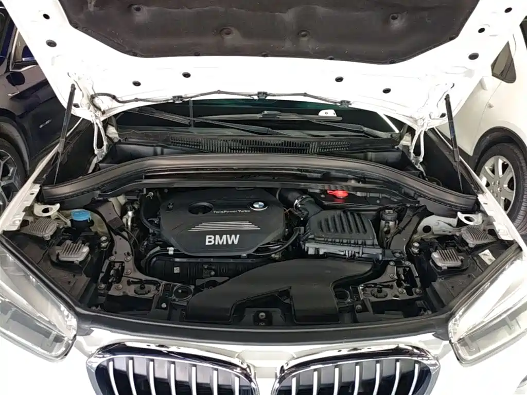 BMW X1 2016 sDrive20Li Luxury Model фото 20