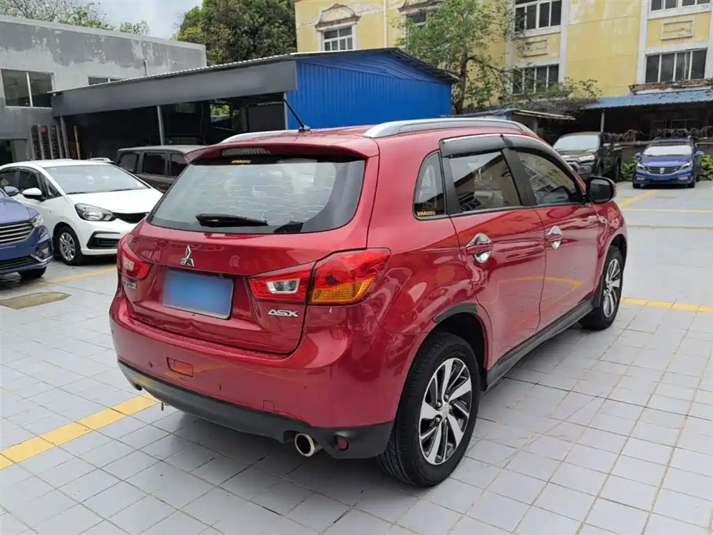 Mitsubishi ASX 2016 1.6L Manual 2WD Pioneer Edition фото 7