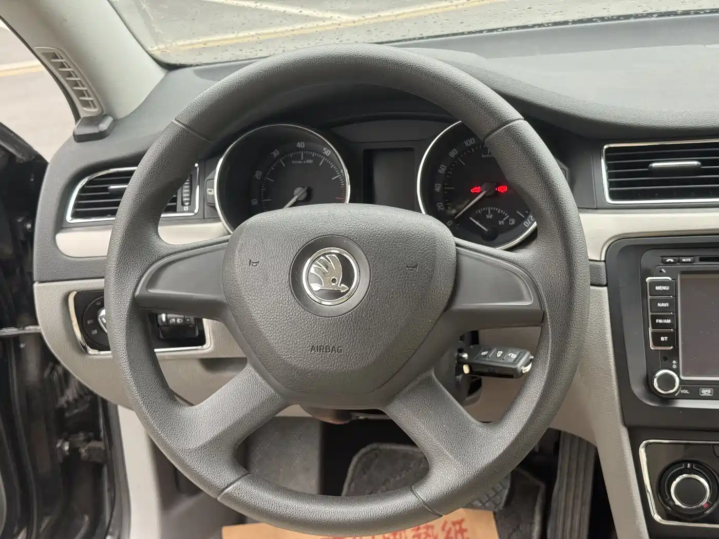 Škoda Superb 2013 1.4TSI DSG Gentleman Edition фото 23