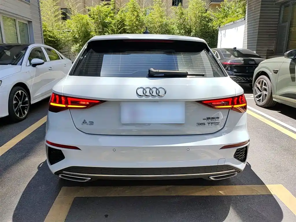 Audi A3 2024 Model Sportback 35 TFSI Fashion Sport фото 6