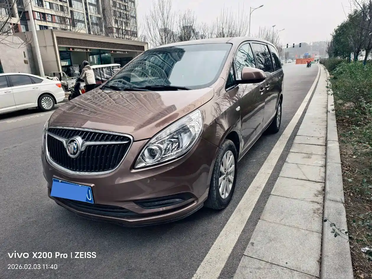 Buick GL8 2018 28T Comfort China VI фото 2
