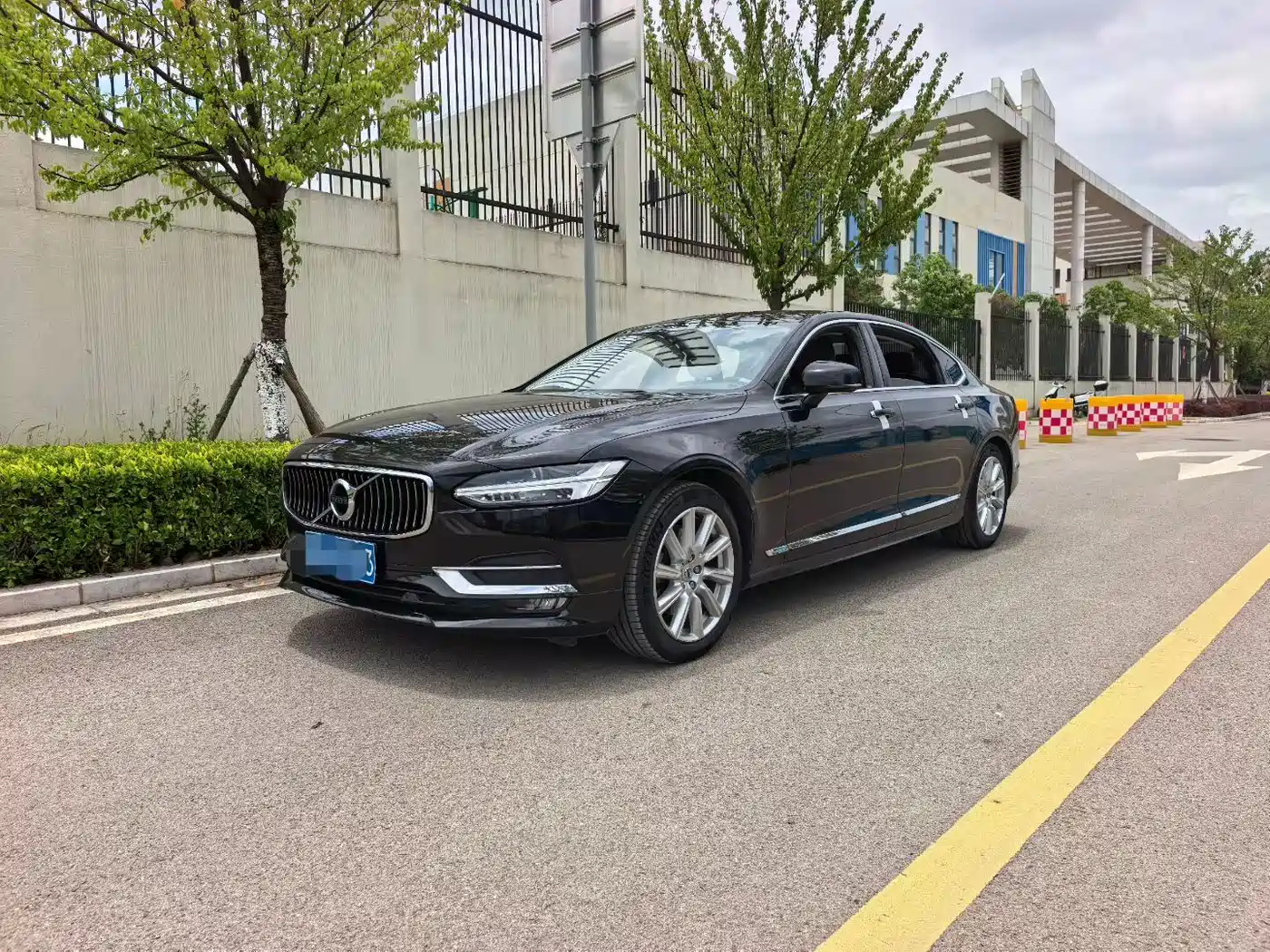 Volvo S90 2020 T5 Momentum Luxury Edition