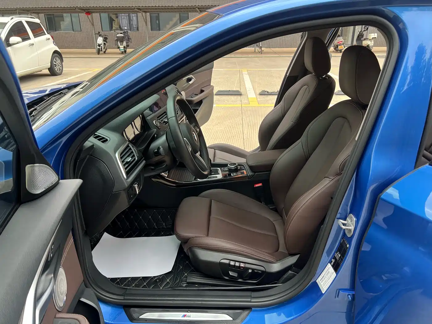 BMW 1 Series 2020 Model 120i M Sport Package фото 7