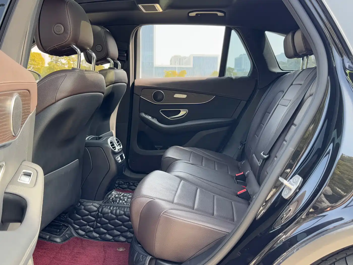 Mercedes-Benz GLC 2021 GLC 260 L 4MATIC Luxury фото 11