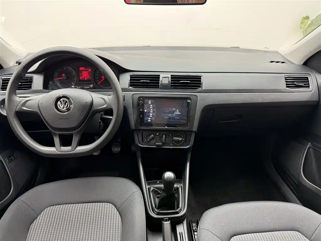 Volkswagen Santana 2019 1.5L Manual Trend China VI фото 14