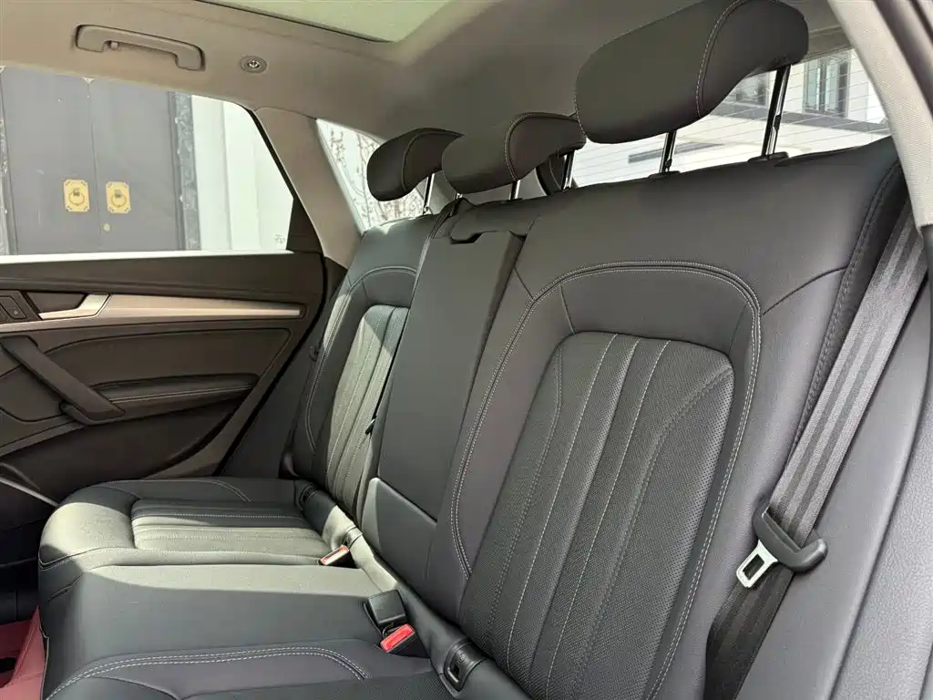 Audi Q5L 2022 40T Fashion Elegance фото 23
