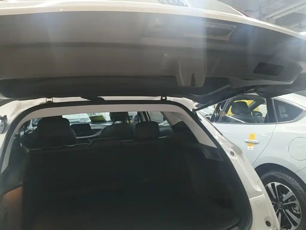 Buick Velite 6 2020 2019 Connected Smart Edition