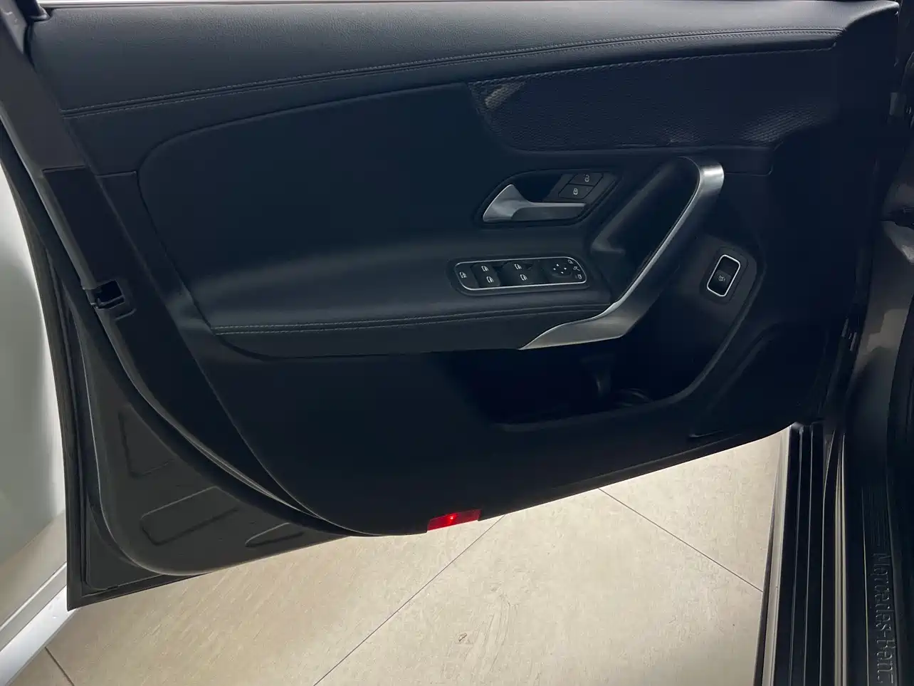 Mercedes-Benz A-Class 2022 Facelift A 200 L Sport Sedan Dynamic фото 11