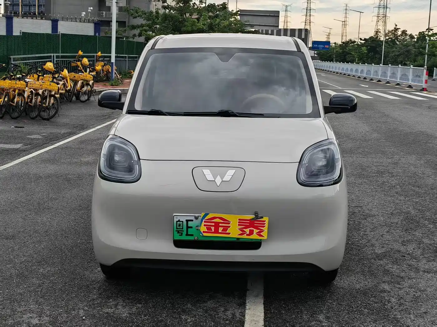 Wuling Motors Hongguang MINIEV 2025 4-Door Advanced
