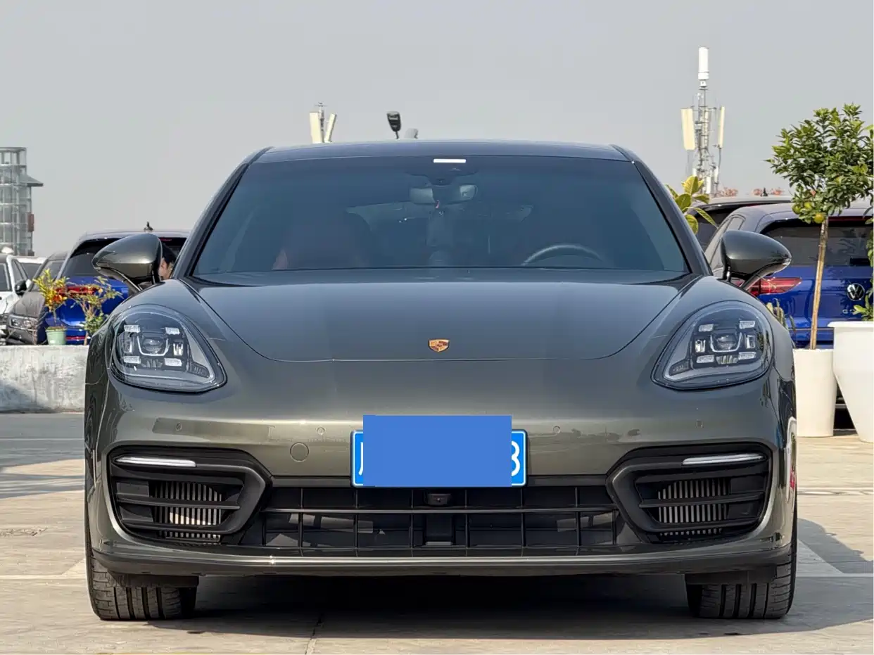Porsche Panamera 2023 Facelift Panamera 2.9T Platinum Edition фото 2