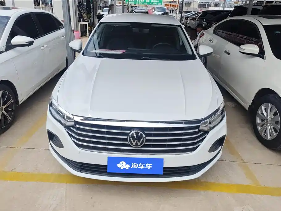 Volkswagen Lavida 2023 Facelift 1.5L Auto Comfort Edition фото 2