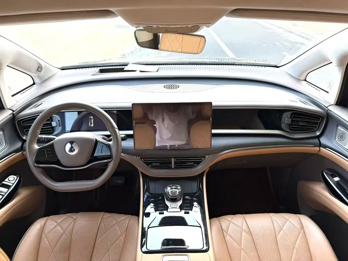 Denza D9 2022 DM-i 970 AWD Flagship фото 5