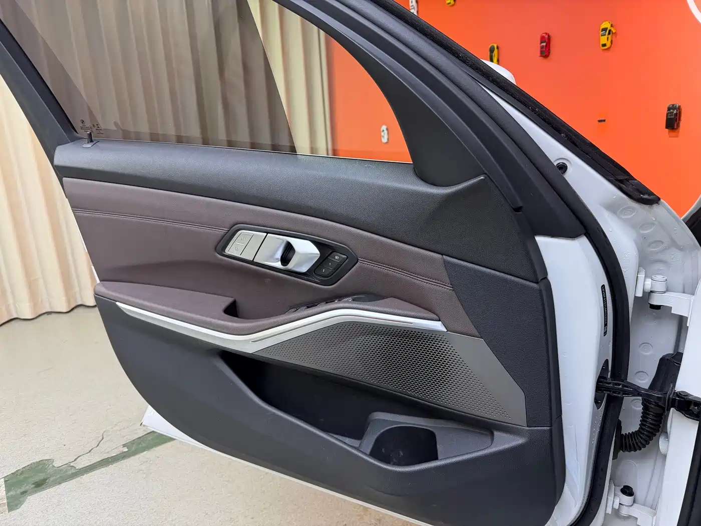 BMW 3 Series 2020 325Li M Sport Package фото 6
