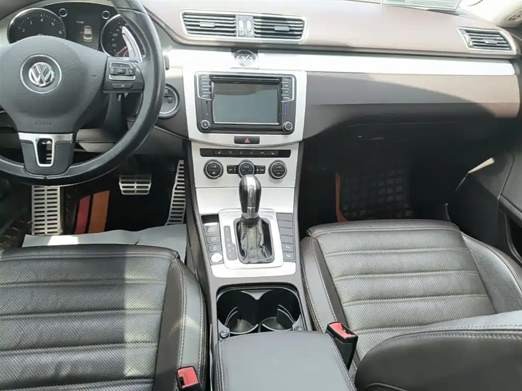 Volkswagen FAW-Volkswagen CC 2018 1.8TSI Luxury фото 13
