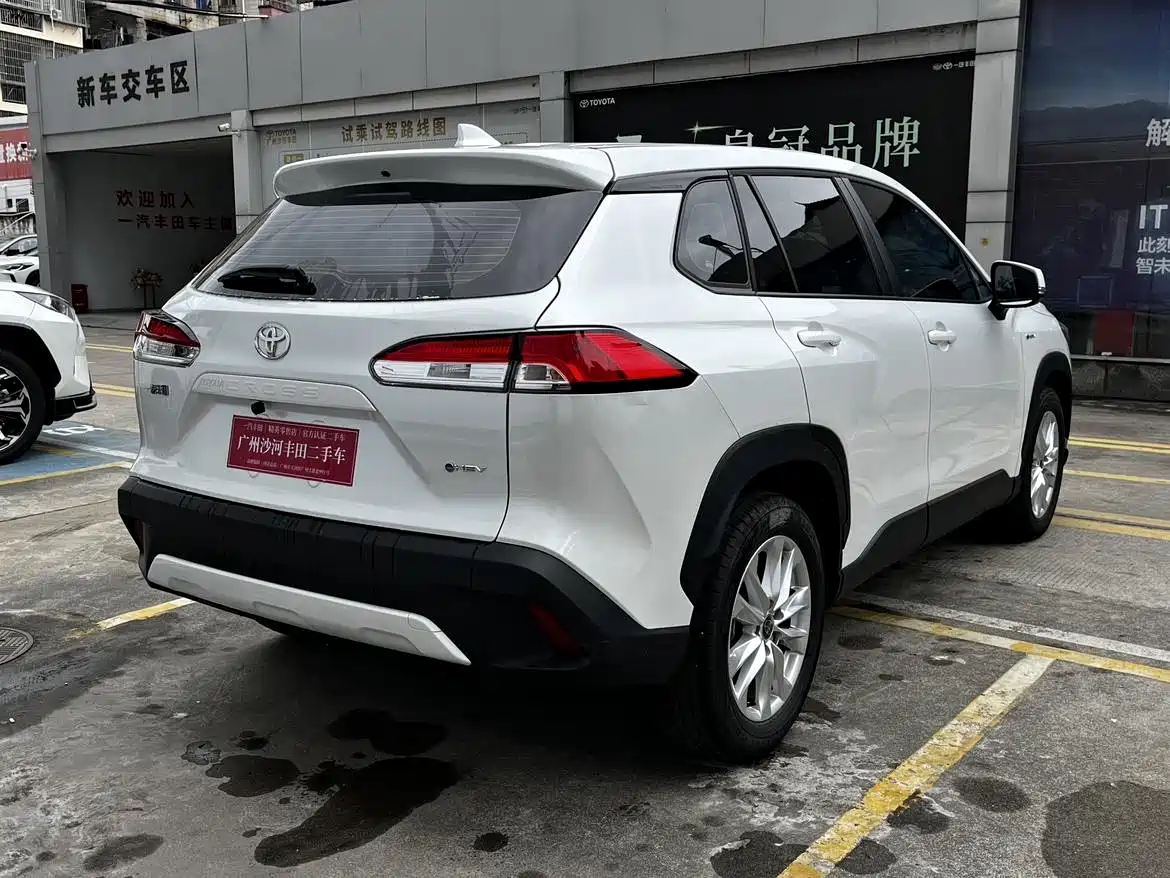 Toyota Corolla Cross 2024 2.0L Smart Hybrid Dual Engine Pioneer Edition фото 6