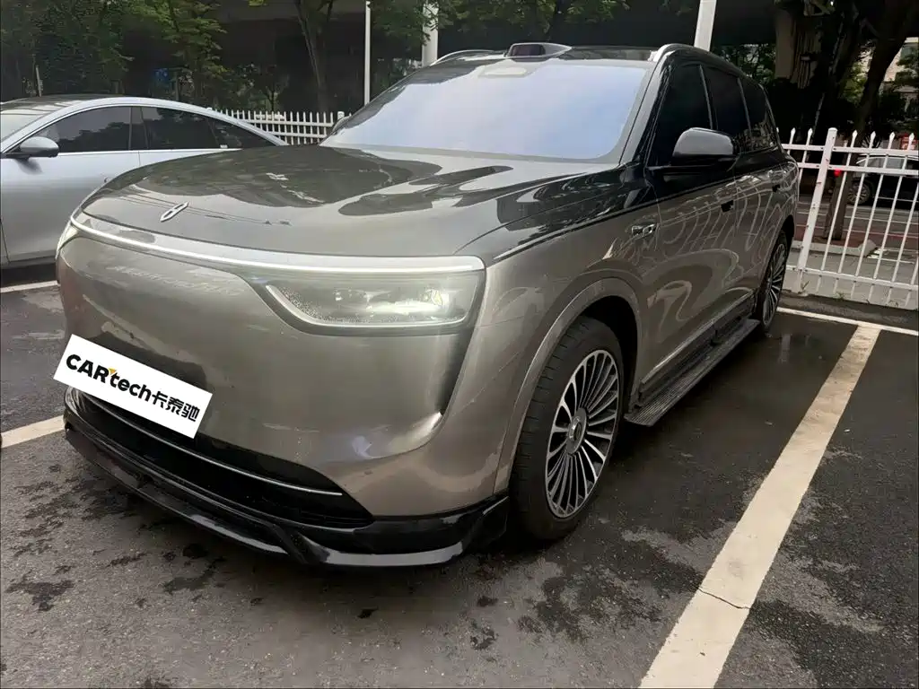 AITO Wenjie AITO M8 2025 Extended Range Ultra 53.4kWh 6-Seater