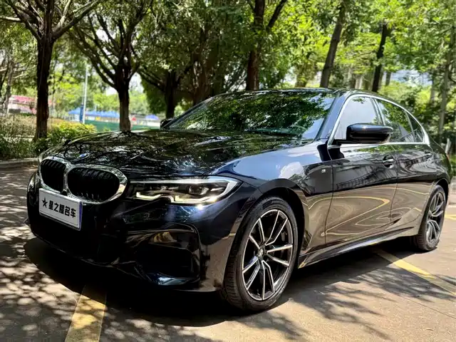 BMW 3 Series 2021