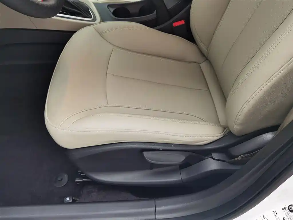 Buick Excelle 2021 Exemplar 1.5L Auto Elite фото 20