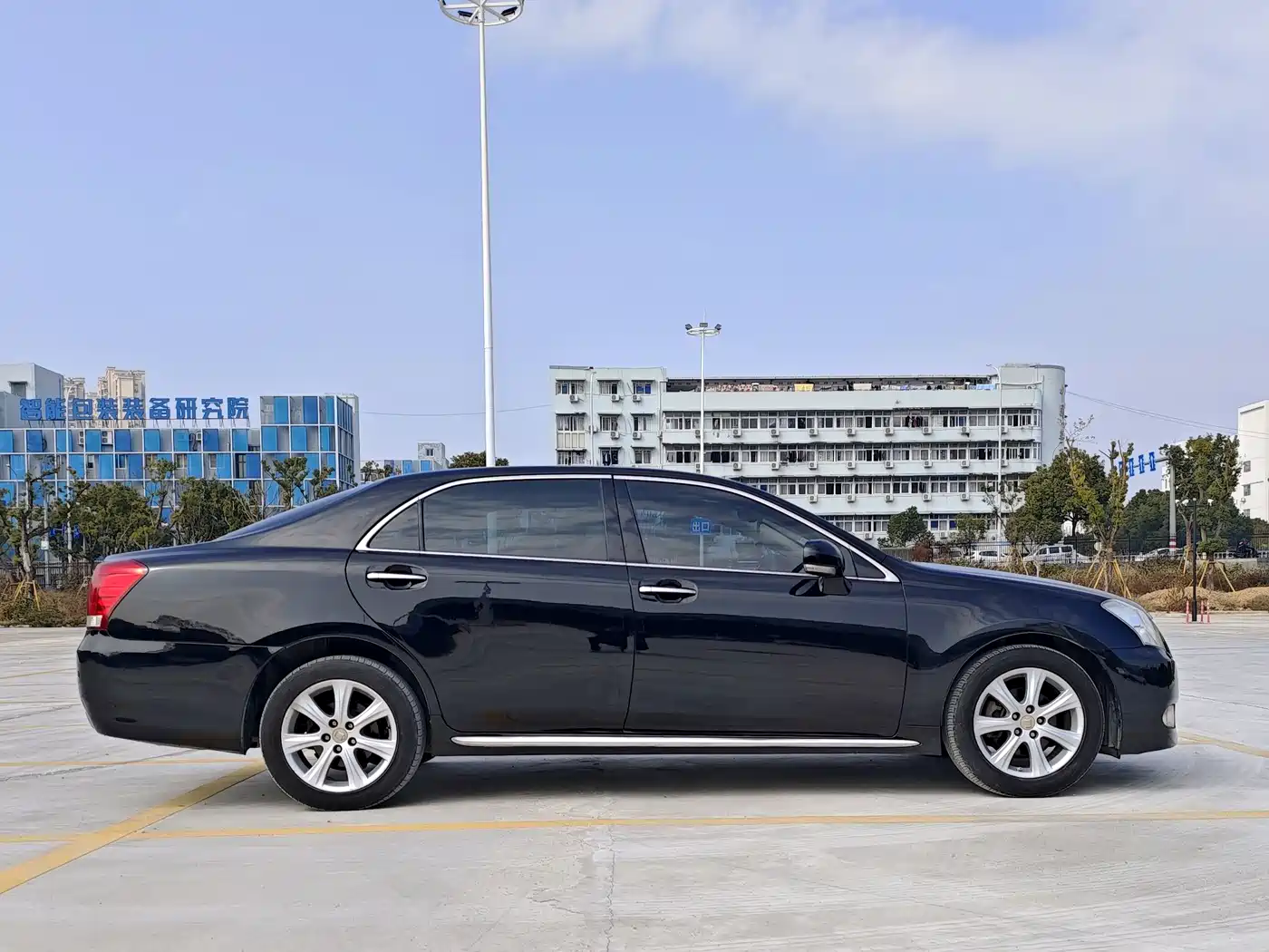 Toyota Crown 2010 3.0L Royal Saloon фото 6