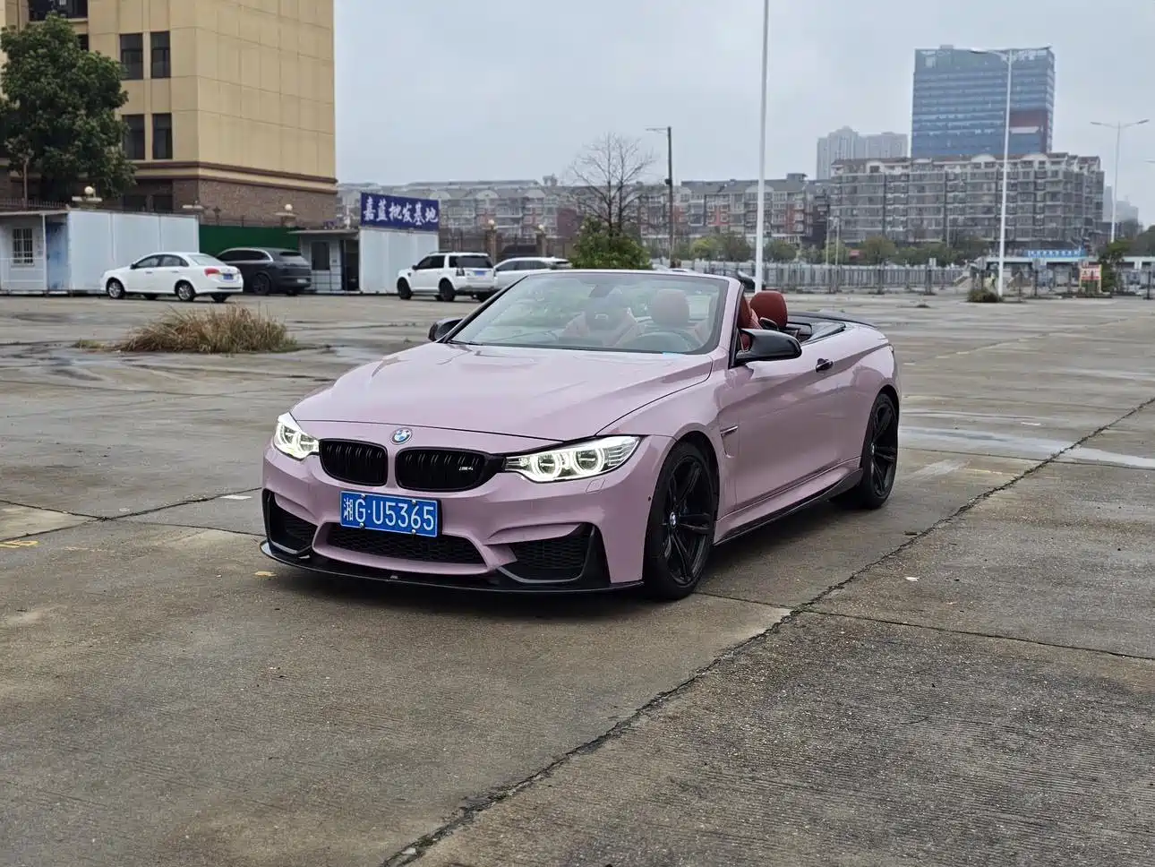 Photo 1 - BMW M4