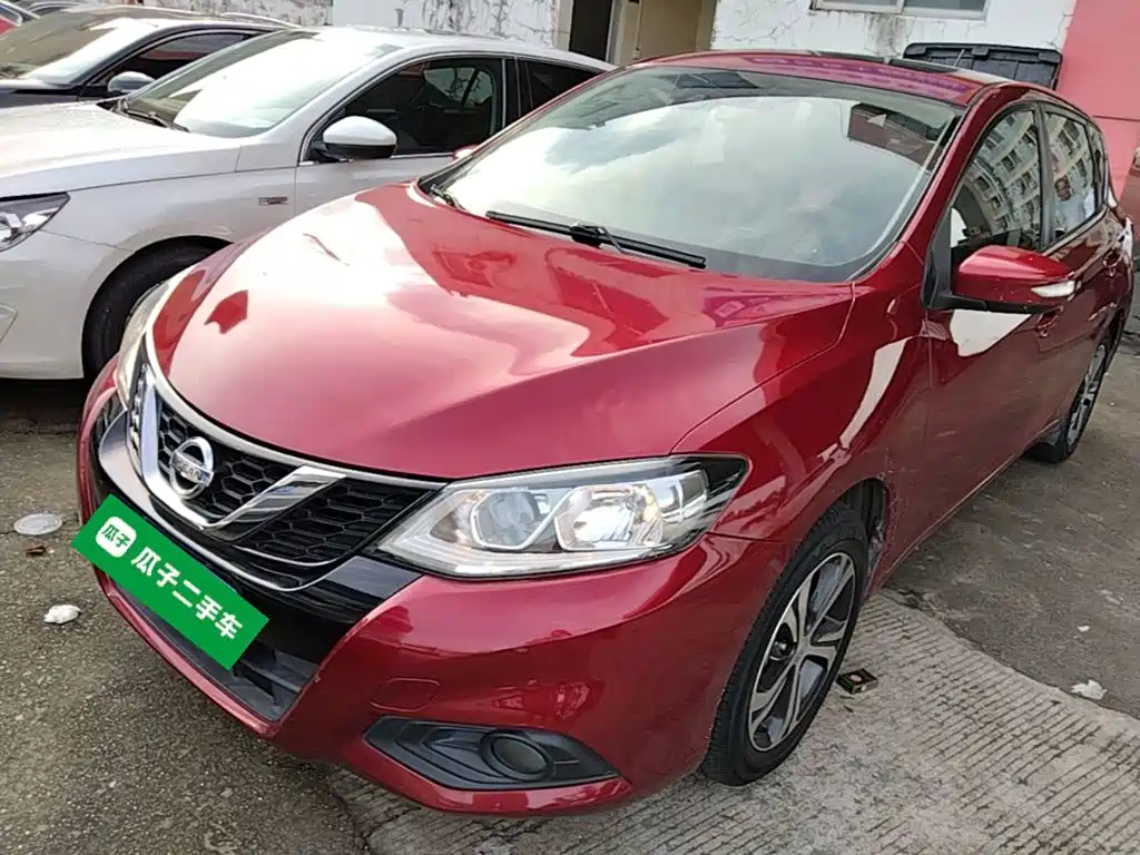 صورة 2 - Nissan Tiida