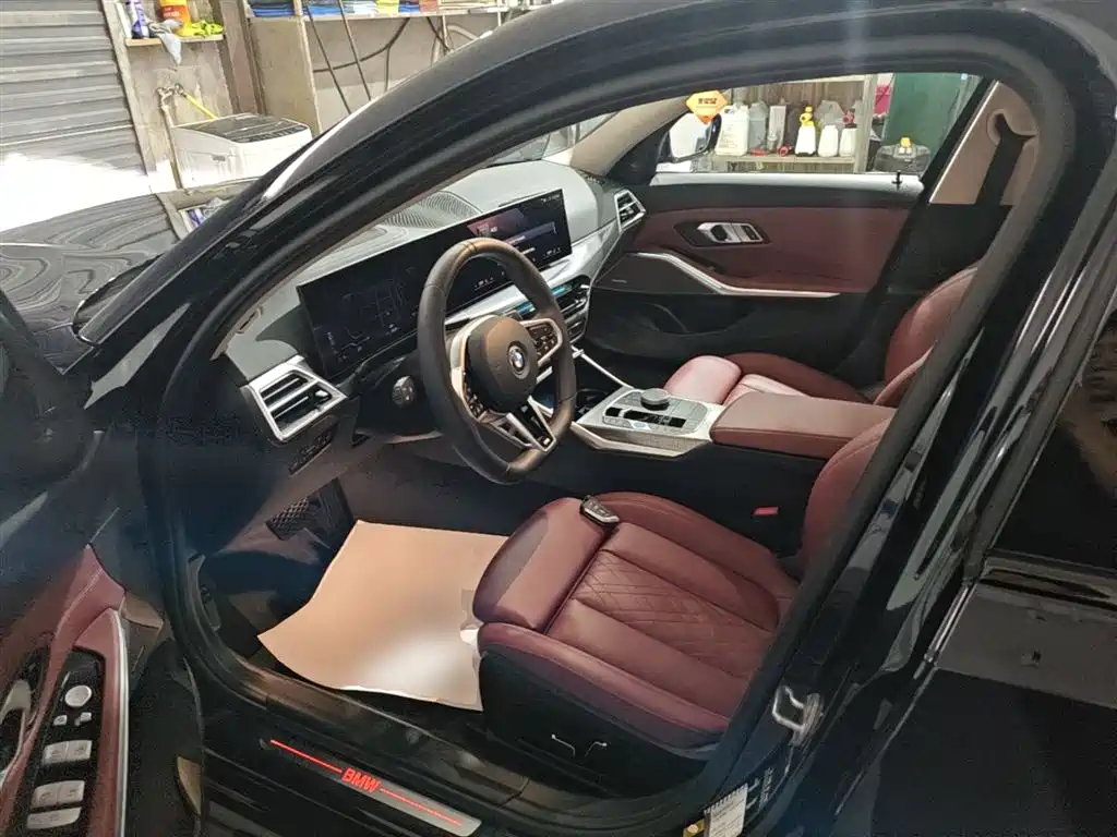 BMW i3 2025 eDrive 40 L Shadow Night Package фото 15