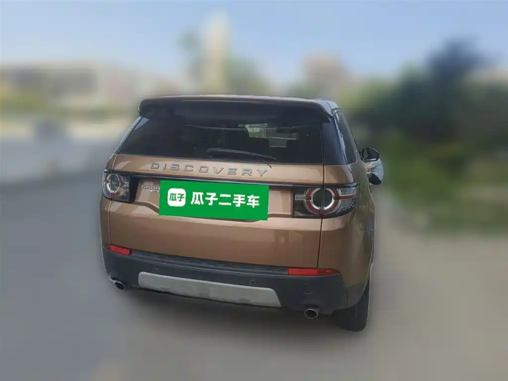 Land Rover Discovery Sport 2016 2.0T HSE фото 6