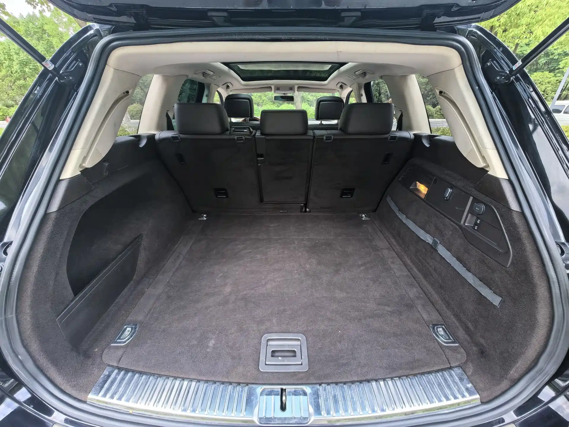 Фото 30 - Volkswagen Touareg