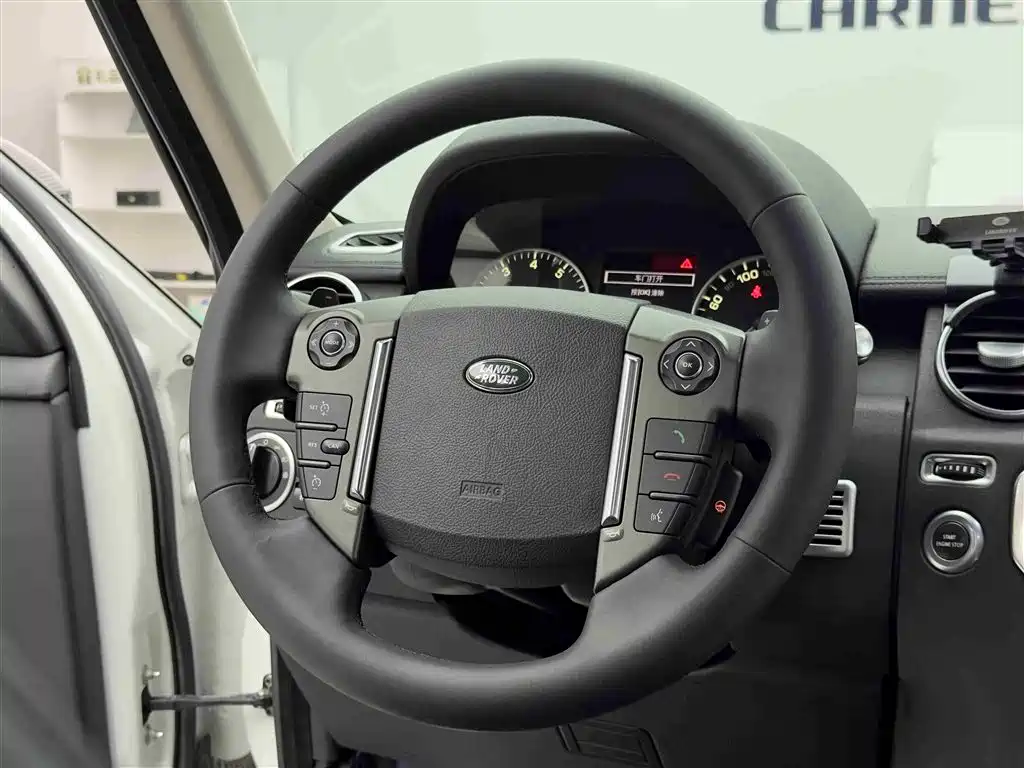 Land Rover Discovery 2016 3.0 SC V6 HSE фото 11