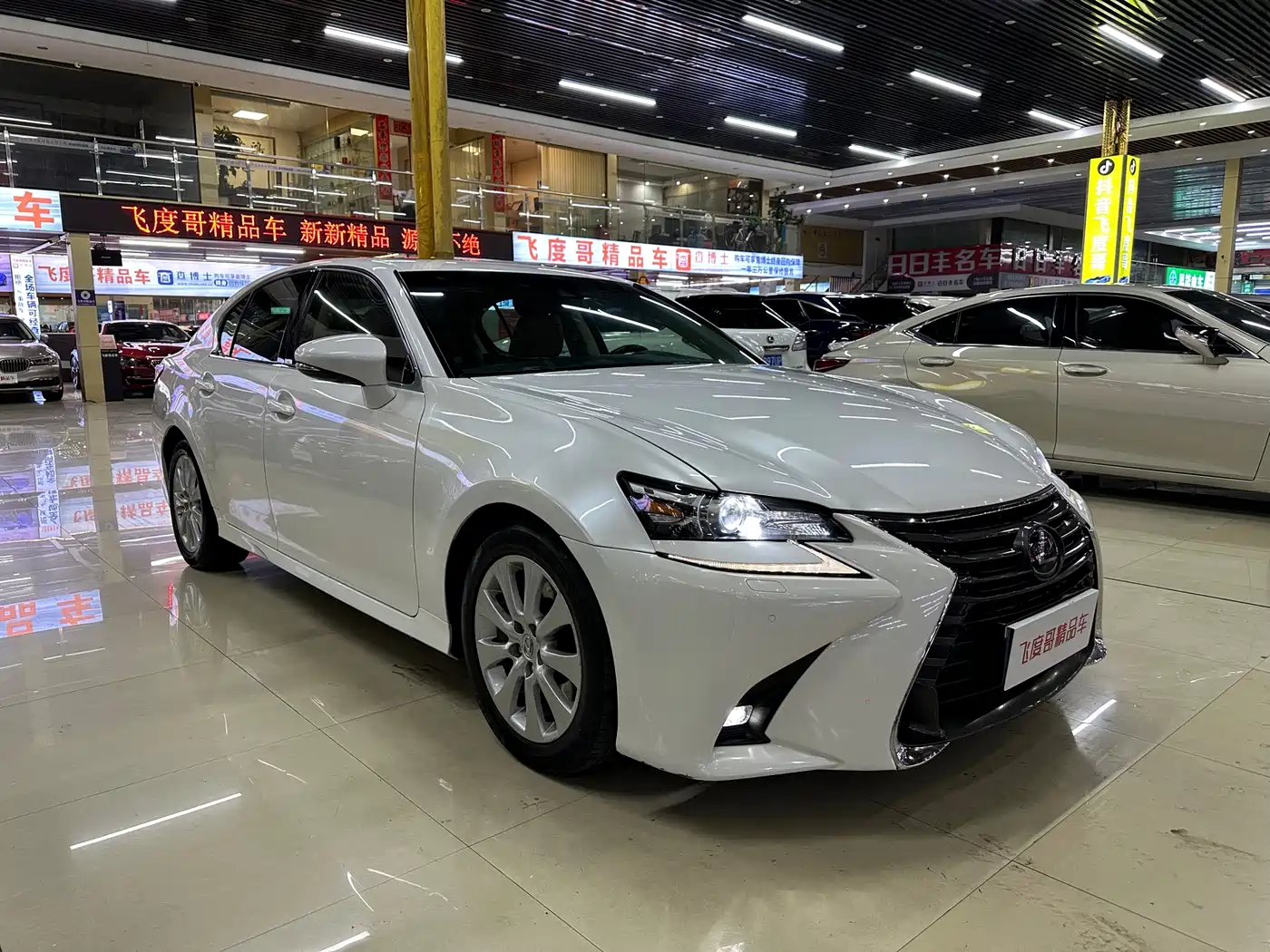 Lexus GS 2016 200t Leading Edition фото 3