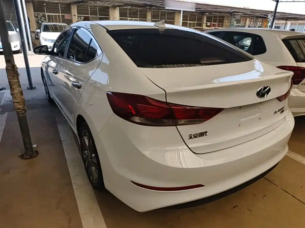HYUNDAI LEAD