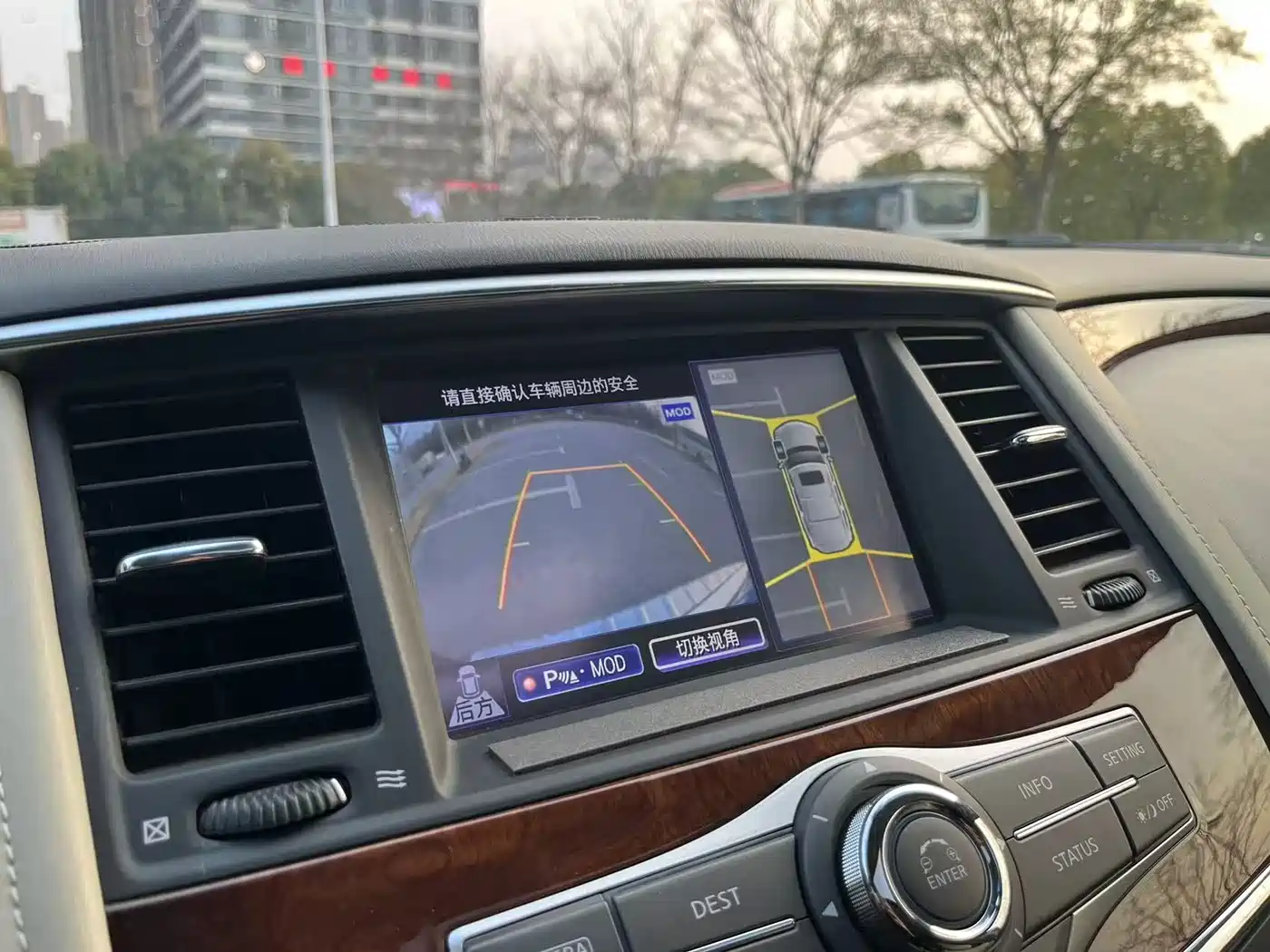 Infiniti QX80 2018 2016 5.6L 4WD