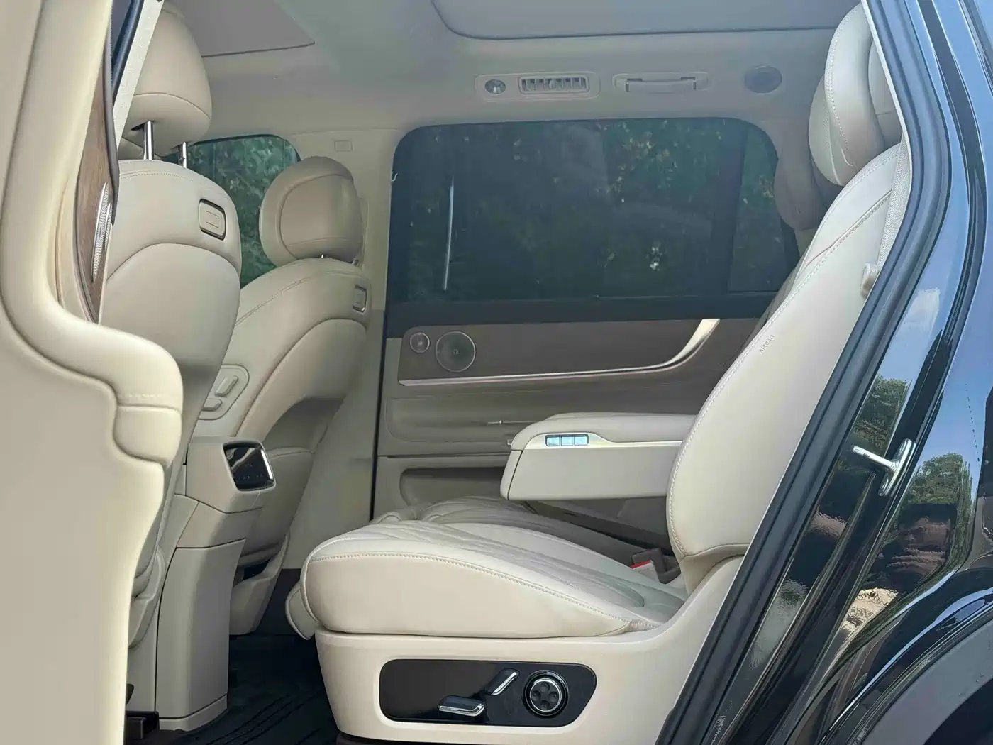 AITO Wenjie AITO M9 2024 2024 Range Extender Max 52kWh 6-seater