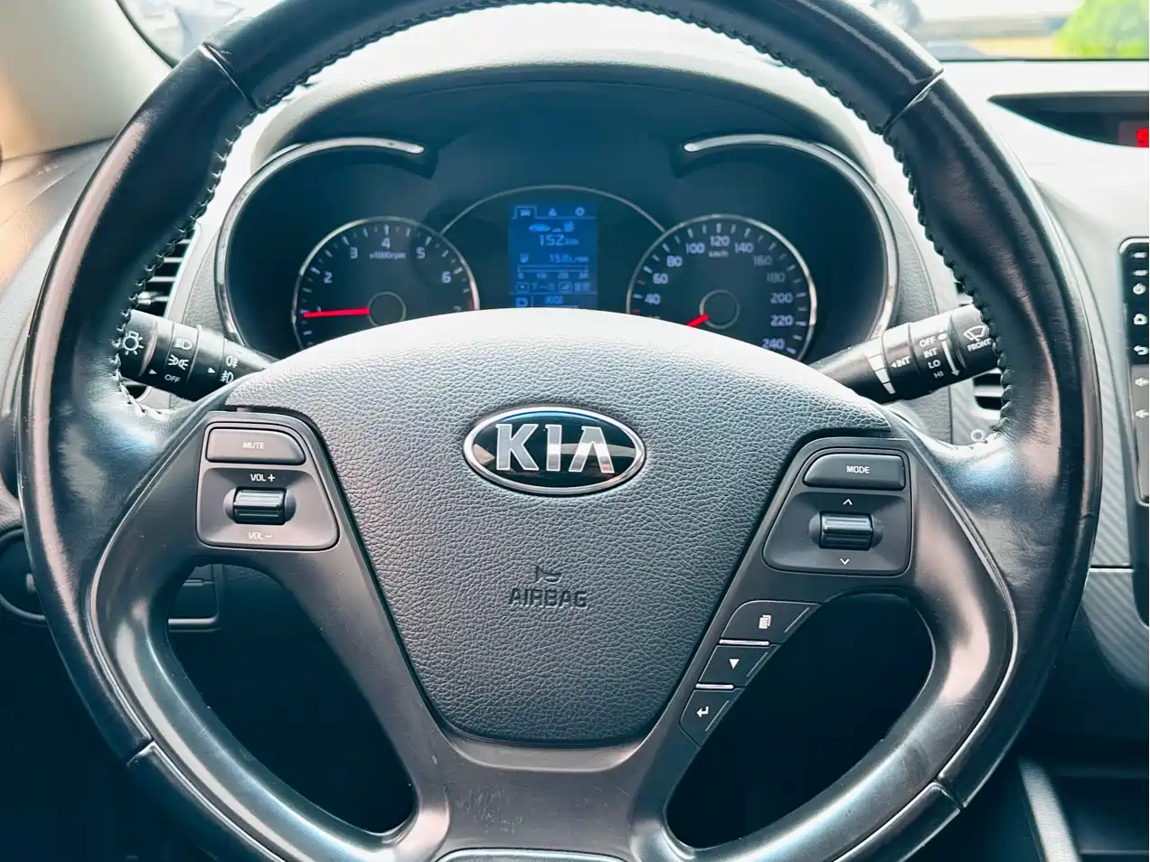 Kia K3 2015 1.6L Automatic GLS фото 17