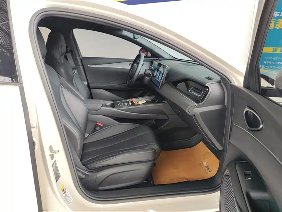 BYD Seal 06 New Energy 2024 DM-i 120KM Honor фото 8